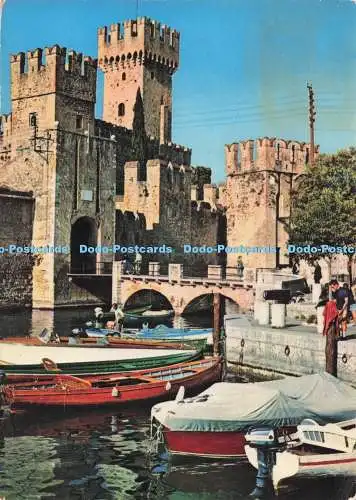 D284327 Lago di Garda Sirmione Das Schloss Fotocelere F Veclani