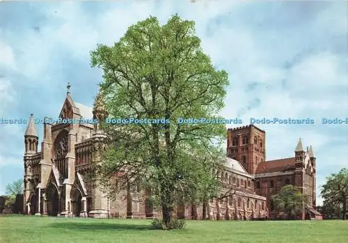 D284618 Hertsdom und Abteikirche St. Alban aus S W zeigt das einzigartige