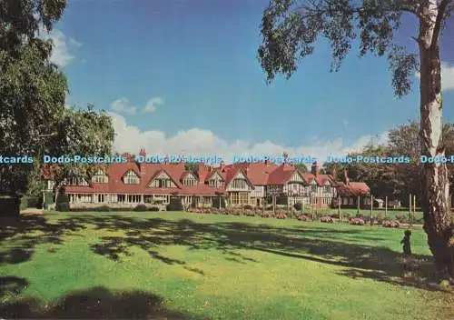 D284872 England Lincolnshire Woodhall Spa Petwood Moat House Hotel Kings Norton