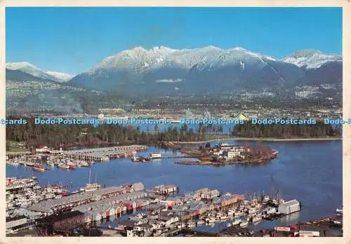 D282583 Vancouver B C Kanada Ein belebter Seehafen mit schöner Umgebung Naturfarbe
