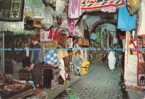 D282680 Tunis Tuch Souk Market
