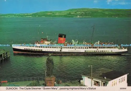 D280373 Dunoon The Clyde Steamer Queen Mary Passing Highland Mary Statue A Hail