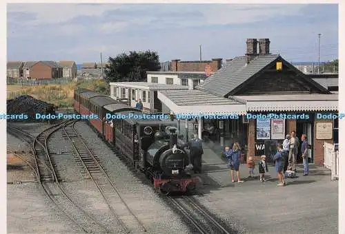 D278178 Nr. 1 Talyllyn wartet am Kai auf Passagiere Richter CTR 92 9 Mike Howard