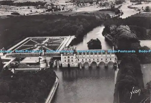 D285095 En Avion au Dessus des Chateaux de la Loire Fassade Ouest Yvon