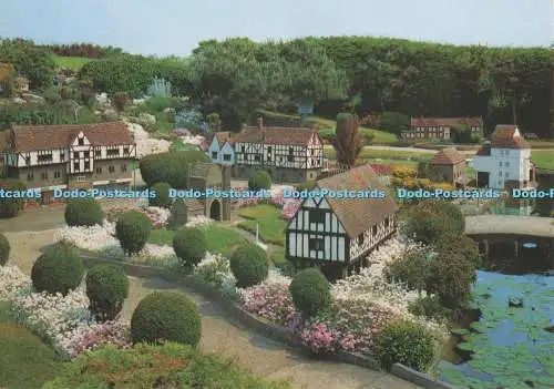 D280424 Hopshire Village Centre Southsea Model Village J Arthur Dixon