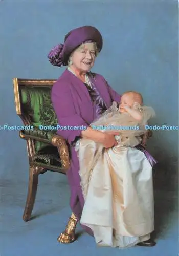 D278399 Queen Elizabeth Die Königinmutter mit ihrem Urenkel Prinz Heinrich von
