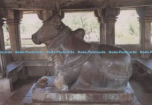 D285319 Khajuraho Nandi im Inneren des Nandi-Tempels