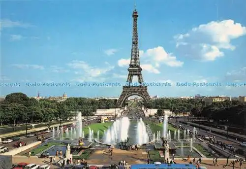 D283471 Paris Der Eiffelturm und die Trocadero-Gärten Lyna