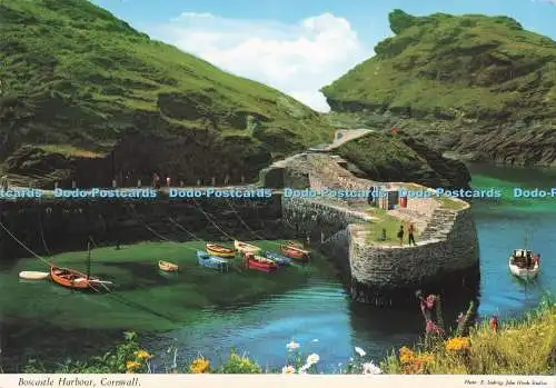 D288092 Cornwall. Boscastle Harbour. John Hinde. London. E. Ludwig. 1970