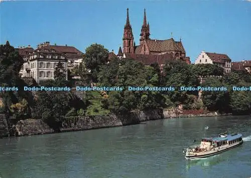 D290802 Basel. Rheinpartie mit Münster. Blick auf den Rhein mit dem Dom. Ha