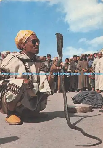 D293688 Le Maroc en Lumicolor Marrakesch. Schlangenbeschwörer. C. A. P. Ittah