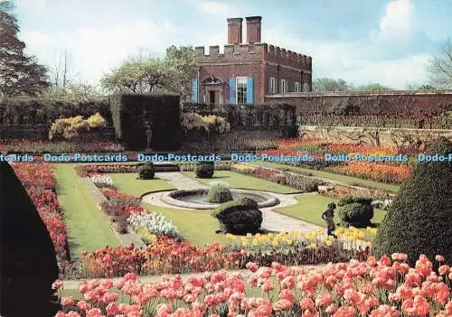 D289800 Hampton Court Palace. The King Privy Garden. J. Arthur Dixon. Kenneth Sc