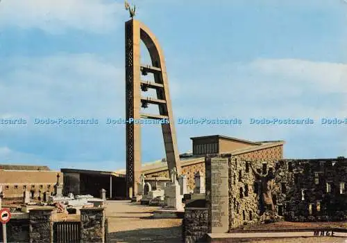 D296732 Audinghen. Pas de Calais. L Eglise Saint Pierre. Magier. SPADEM
