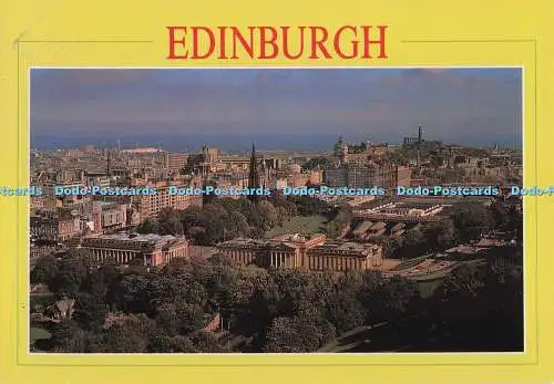 D296933 Edinburgh. Blick über die Stadt vom Edinburgh Castle. Bamforth. Holmfirth. Yo