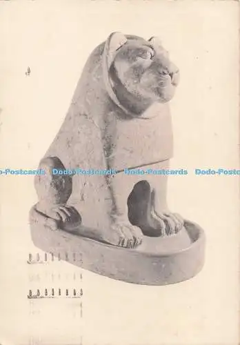 D291845 Oxford. Ashmolean Museum. Kleine Statue eines Löwen in rot polierter Keramik