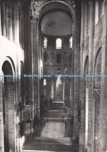 D294086 Conques. Aveyron. Nef Centrale de l Eglise Sainte Foy. Lys. Clermont Fer
