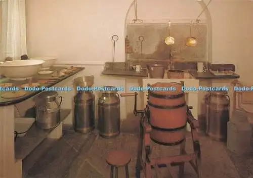 D291927 Cornwall. Lanhydrock Haus in der Nähe von Bodmin. The Dairy Scullery. Larkfield Pr