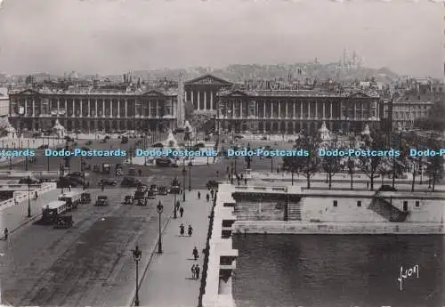 D292024 Paris En Flanant. Vue Generale de la Place de la Concorde et la Butte Mo