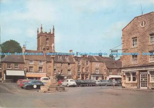 D297178 Auf der Welt verstauen. Gloucestershire. Das Quadrat. Walter Scott. Bradford