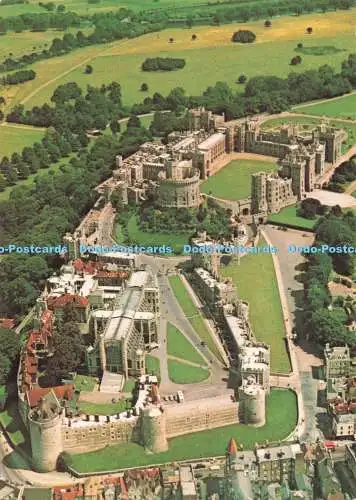 D294404 Luftaufnahme von Windsor Castle. Die fotografische Grußkarte. Natural C