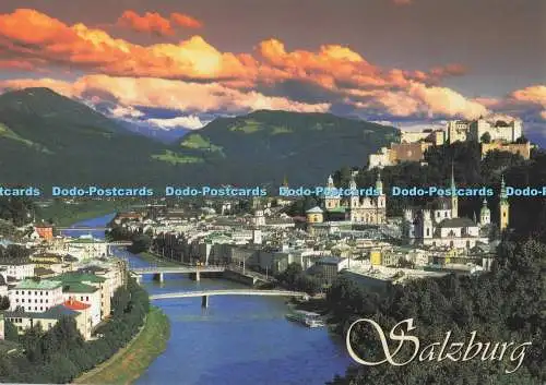 D297447 Salzburg. Blick in die Altstadt vom Mönchsberg. Gemütliche