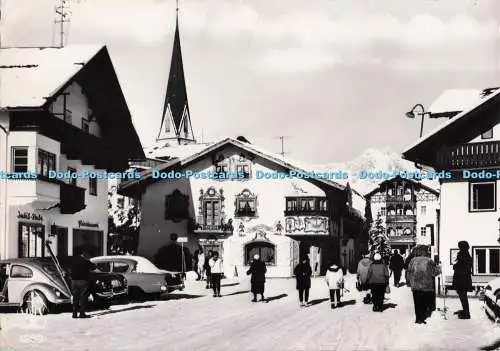 D297481 Wintersportplatz Seefeld. Tiroler Schmuckkastl Gegen Wetterstein. Monopo