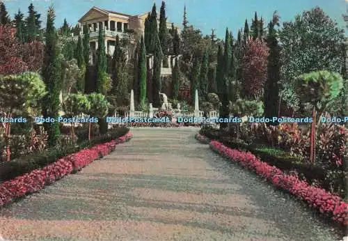 D297510 Lago di Garda. Sirmione. Giardino Villa Cortine. F. Micheletti. RP