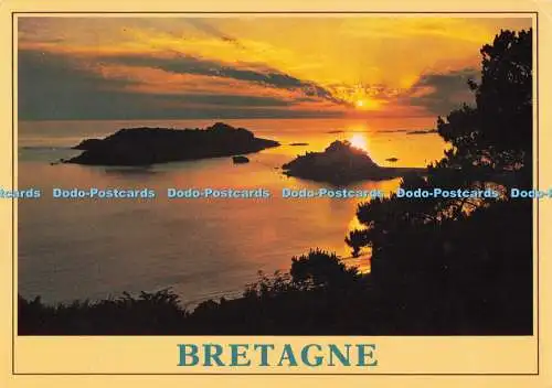 D292445 Bretagne. Sonnenuntergang an der Küste. Wagenheber
