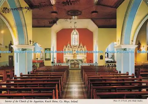 D297545 Irland. Innenraum der Erscheinungskirche. Klopfschrein. Co. Mai