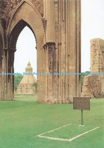 D292523 Somerset. Glastonbury Abbey. Site of King Arthur Tomb and Äbts Kitchen