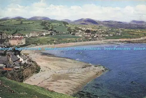 D292533 Criccieth. Caernarvonshire. Dieser Blick auf den Strand ist vom Schloss. J