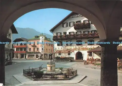 D292610 St. Gilgen Mit Mozartbrunnen. Schones Osterreich