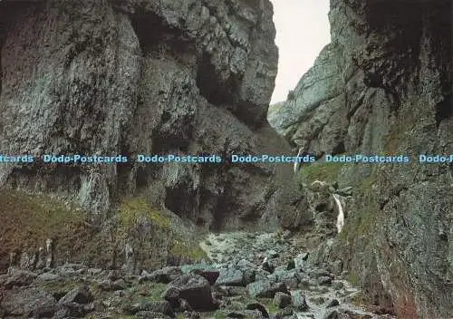 D294865 Malham. Yorkshire. Gordale Narbe. J. Arthur Dixon