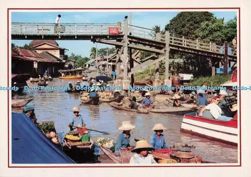 D297759 Thailand. Bangkok. Schwimmender Markt und Holzbrücke über den Kanal bei W