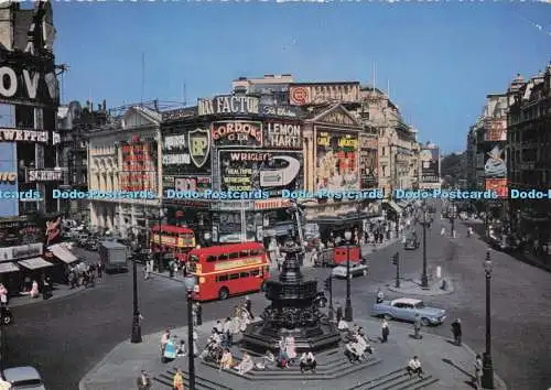 D292723 London. Piccadilly Circus. Das Zentrum von London West End. Die Eros Statu