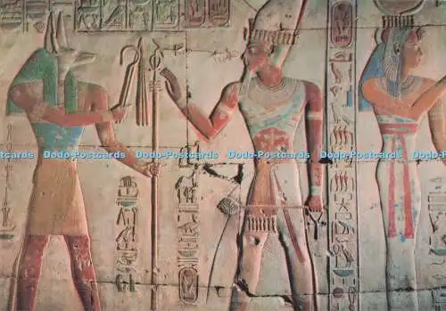 D292789 Abydos. Tempel von Sethi I. Der König vor dem Hund köpfte Gott Anubis. Le