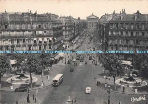 D293031 Paris. Avenue de l Opera. Chantal