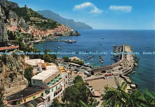 D298703 Amalfi. Gesamtansicht. Vincenzo Carcavallo. Kodak Ektachrome