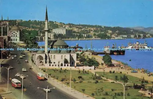 D298714 Istanbul. Ein Blick von Findikli nach Dolmabahçe. Divanyolu. Dogan Kardes