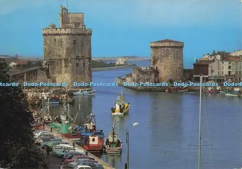 D298730 La Rochelle. Le Port et les Tours. Artaud Freres. 1988