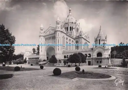 D299251 Lisieux. Calvados. La Basilique. Gaby. Artaud Pierre et Fils. RP