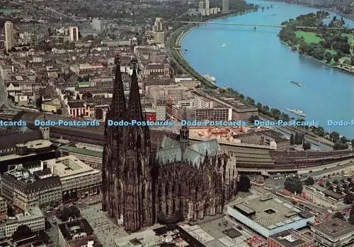 D296382 Köln am Rhein. Der Dom aus der Vogelperspektive. Wilhelm Schäfer. Krüger