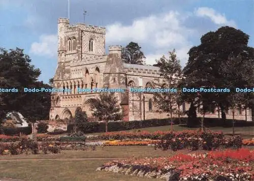 D299986 Dunstable Priory Church From The Priory Gardens. Delphindrucker. J. Lu