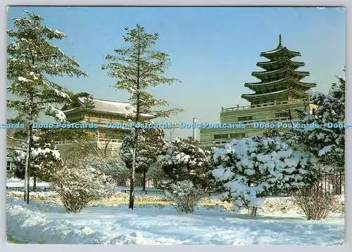 D303030 Korea Schneebedeckte Szene des Kyongbokkung-Palastes Woojin Press Seoul