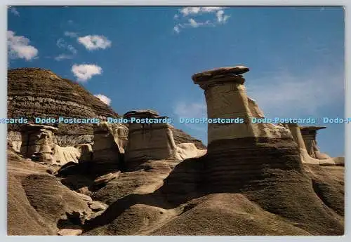 D303056 Canada Hoodoos Erosion in Badlands bei Drumheller Canada Post Office po