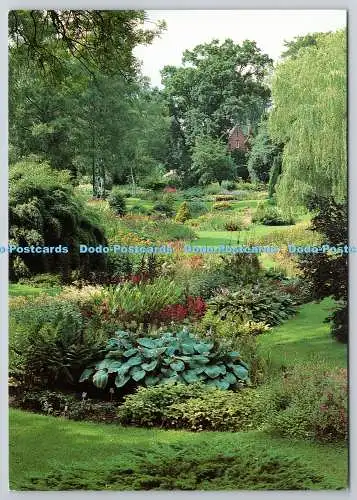 D306422 England Diss Norfolk The Dell Garden Bressingham Plant Centre and Garden