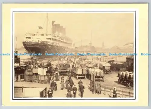 D303550 Aquitania loading American Mails 1919 REPRO Exhibition Liverpools Royal