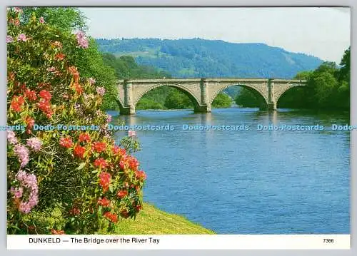 D303618 Dunkeld Die Brücke über den Fluss Tay Whiteholme Dundee Hail Caledonia P