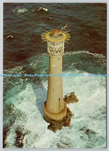 D307095 Der Leuchtturm von Bishop Rock wird vom Hubschrauber F E Gibson St Ma entlastet