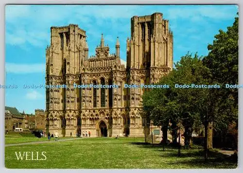 D304092 Wells Cathedral West Front J Salmon Sevenoaks Cameracolour Postkarte